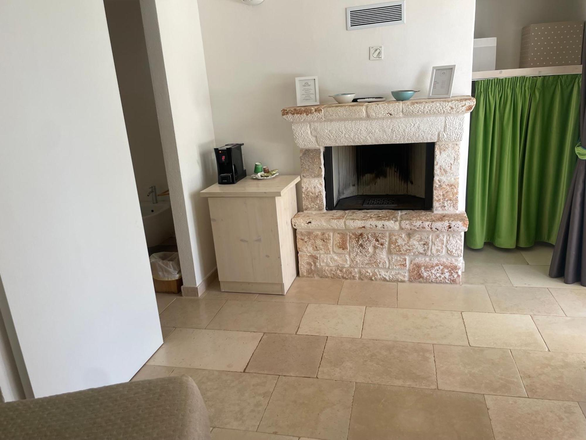 Relais Trulli Le Icone Bed & Breakfast Ostuni Exterior foto